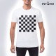 تيشيرت رجالي تصميم رقعة شطرنج لون أبيض
